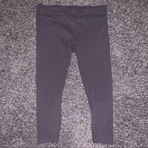 Fabletics Purple Capri